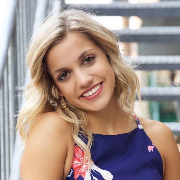 Meet your Posher, Isabel - Picture 1 of 1